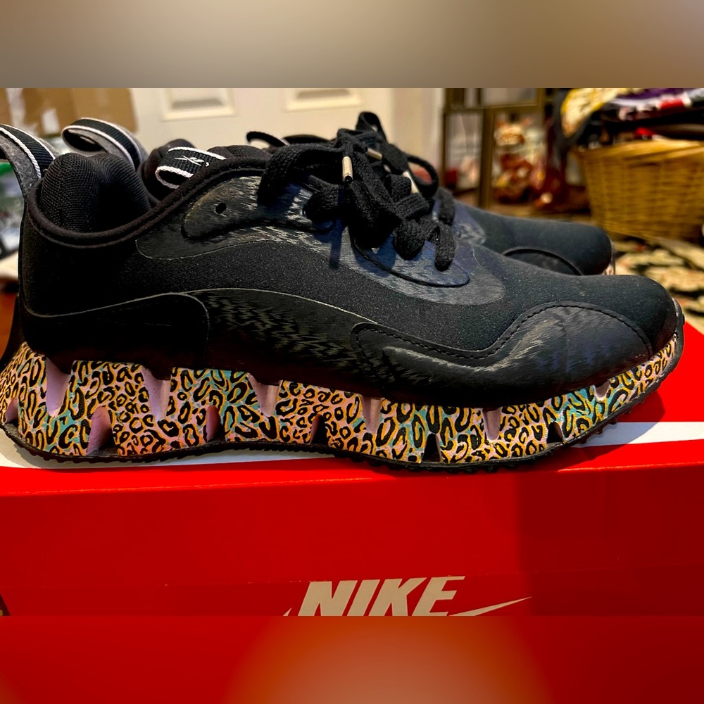 Reebok comfort sole sneakers